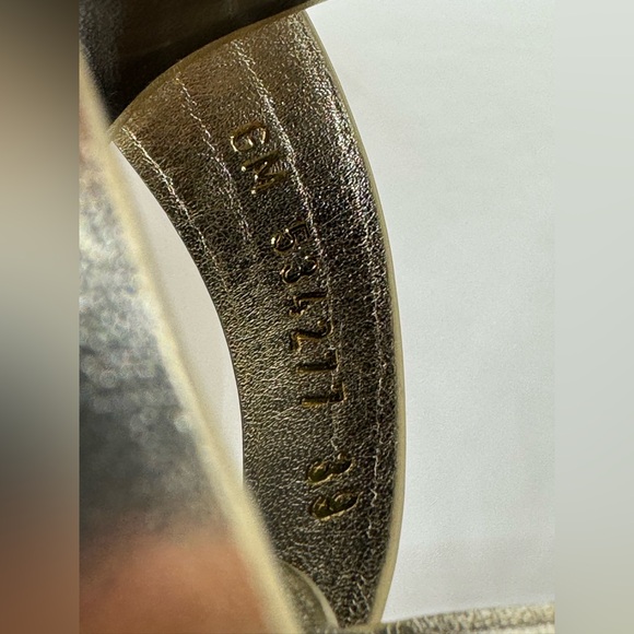 Saint Laurent Tribute Sandals in Metallic Leather Platino Size 39 Worn Once! - Picture 7 of 9